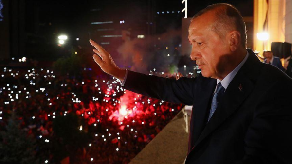 Türk tələbələr qərara qarşı birləşdi: Nə istəyirlər?